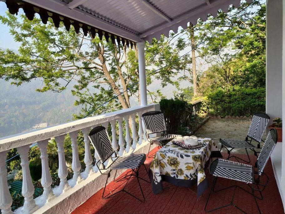 Whistling Thrush Cottage, Bhimtal Nainital Kültér fotó